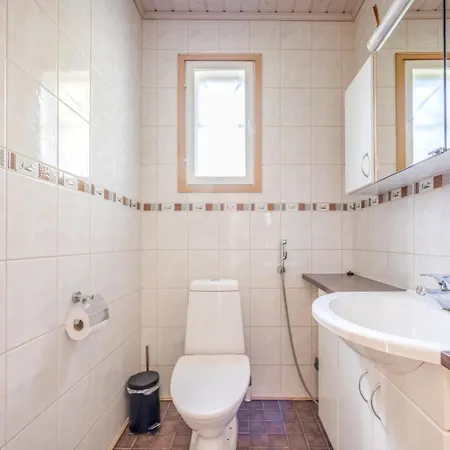 فيلة Lomahuvila Himoksen Pistaasi Himos