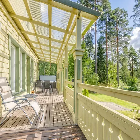 Villa Lomahuvila Himoksen Pistaasi *